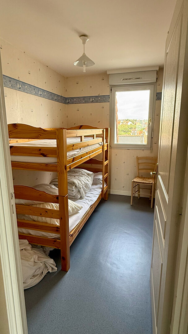 Photo Wimereux face mer  Appartement  T3 + garage. image 6/6