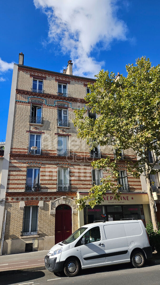 Photo Charmant 2 pièces à 2 pas du métro image 1/6