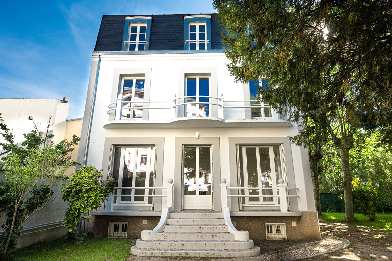 Agence immobilière de Agence de la mairie - AGENCE DE LA  MAIRIE (92)
