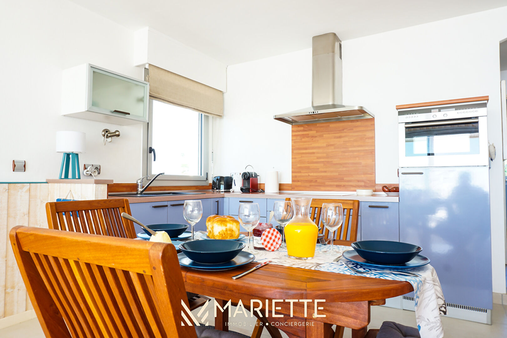 Photo -TE MOANA- BEAU T2 BIS SURPLOMBANT LA MER + PARKING image 5/6