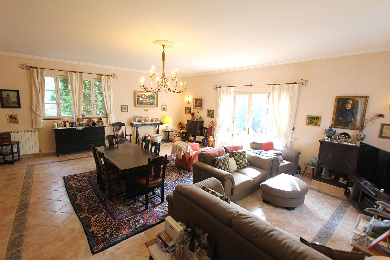 Photo ANGLET - BIARRITZ - PARC D'HIVER  BELLE VILLA COMPOSÉE DE 3 APPARTEMENTS  GARAGE - ABRI JARDIN image 6/6