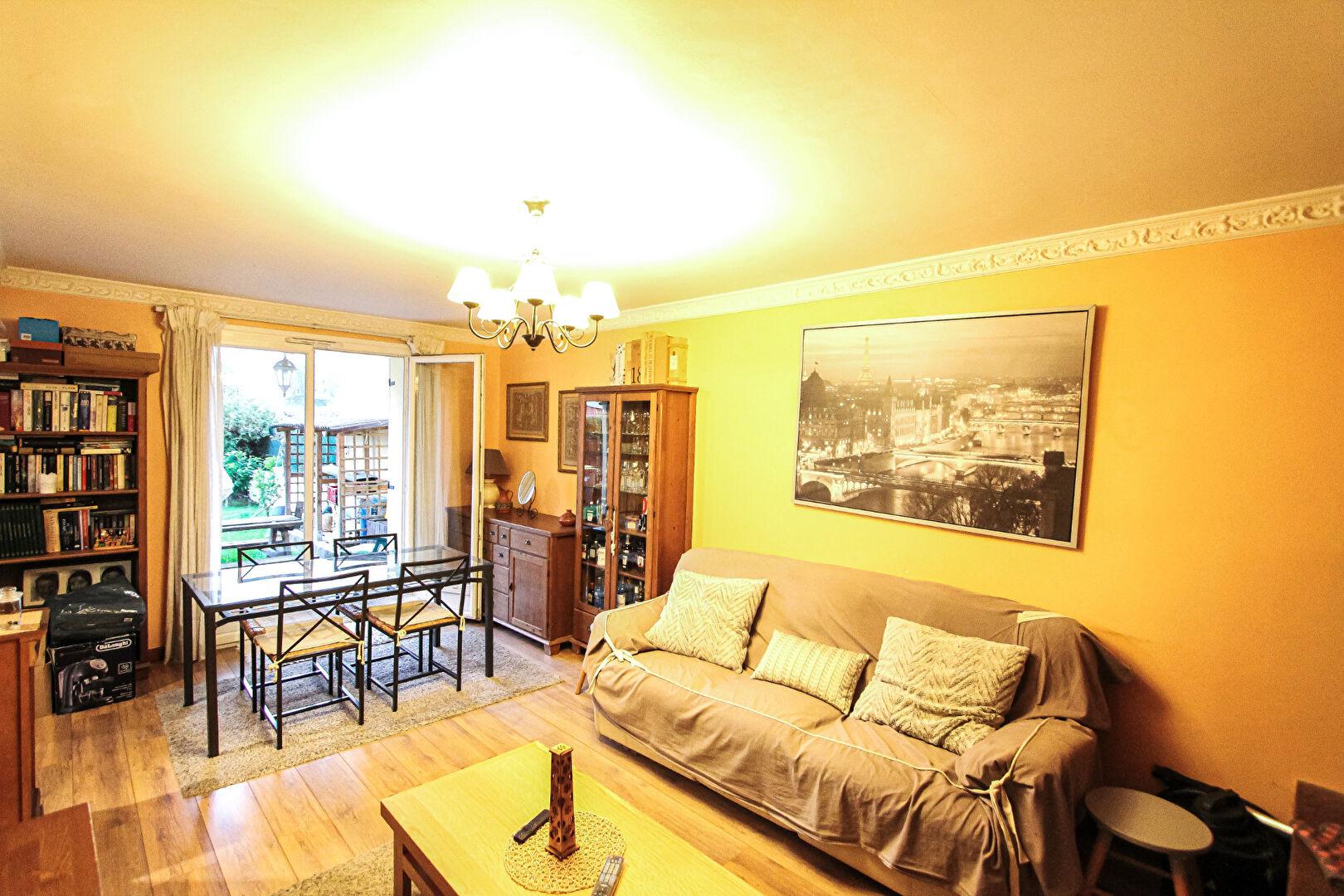 Photo HENDAYE SUD - JOLIE MAISON MITOYENNE EN DUPLEX -  TERRASSE ? JARDIN ? VERANDA image 2/6