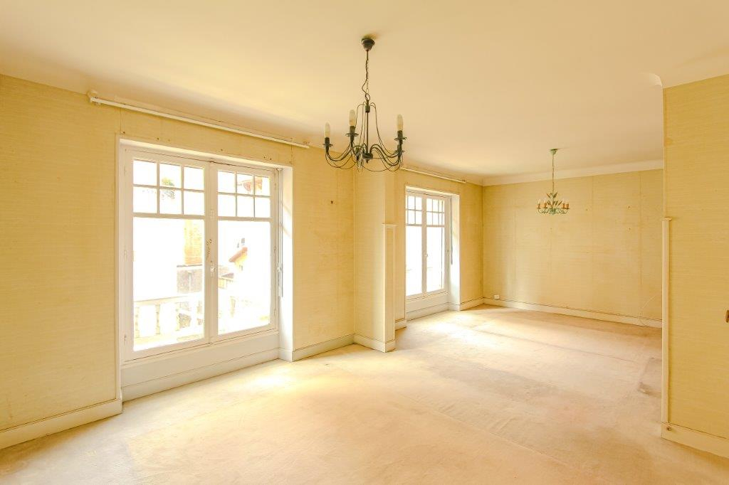 Photo BIARRITZ -QUARTIER IMPÉRIAL  SUPERBE APPARTEMENT À RENOVER RESIDENCE DE CHARME image 4/6