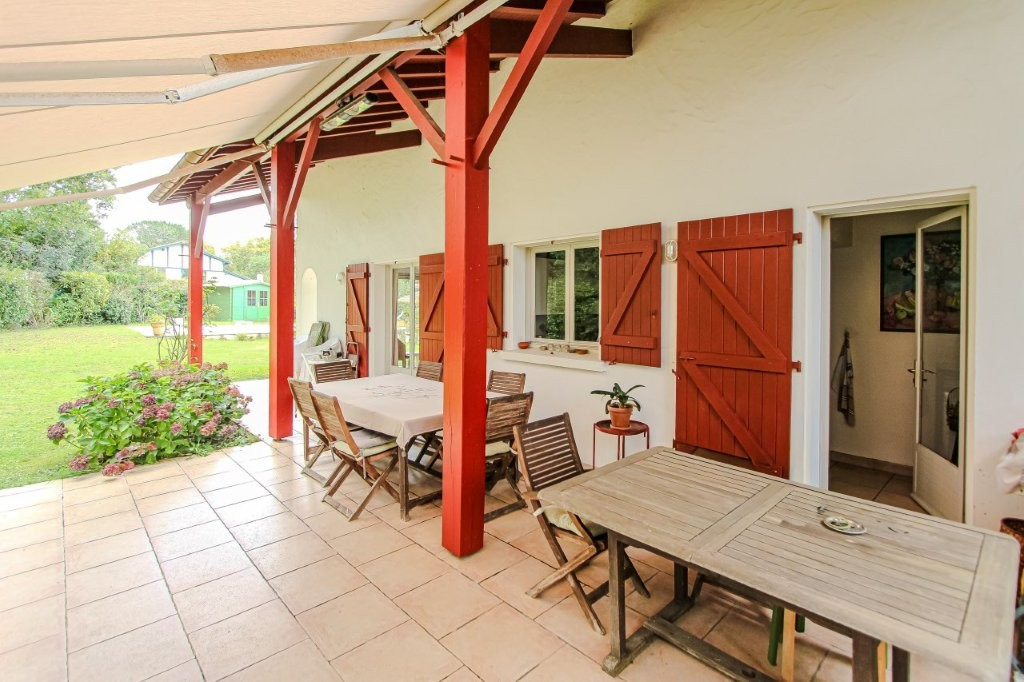 Photo ARBONNE -BELLE VILLA -VUE DEGAGEE -GARAGE - PISCINE image 6/6