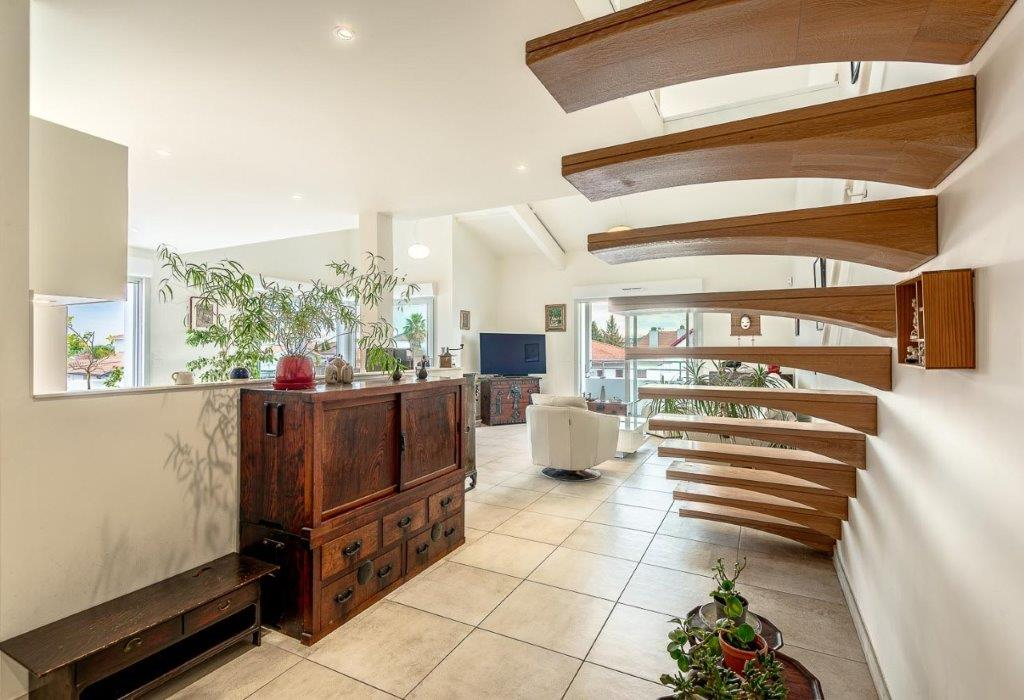 Photo CO-EXCLUSIVITE ANGLET - LA ROCHEFOUCAULT DERNIER ETAGE TERRASSE - GARAGE - CAVE image 4/6