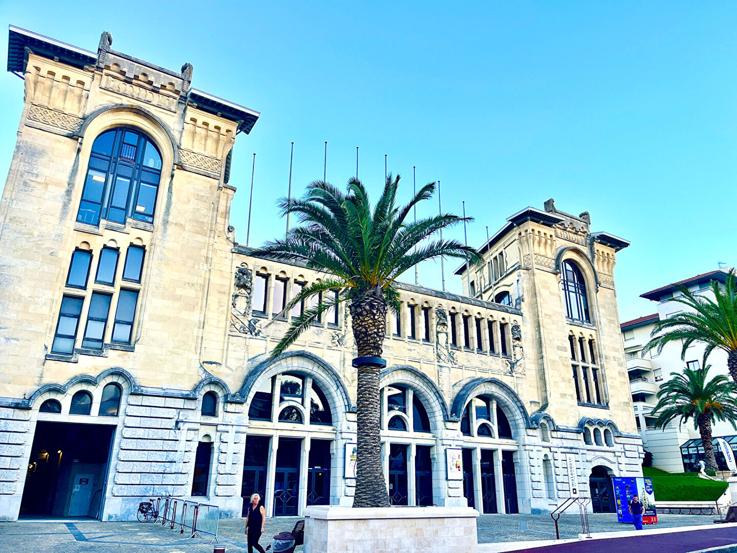 Photo BIARRITZ -  JARDIN PUBLIC APPARTEMENT T1/T2 IDEALEMENT PLACÉ - CALME image 3/6