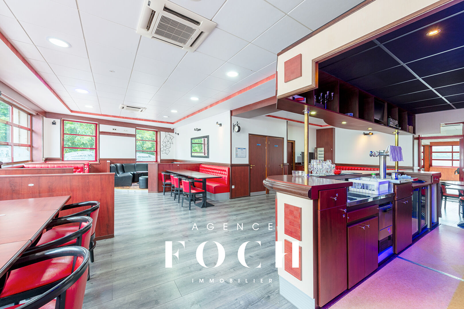 Photo Restaurant / Bar 335 m2 image 2/6