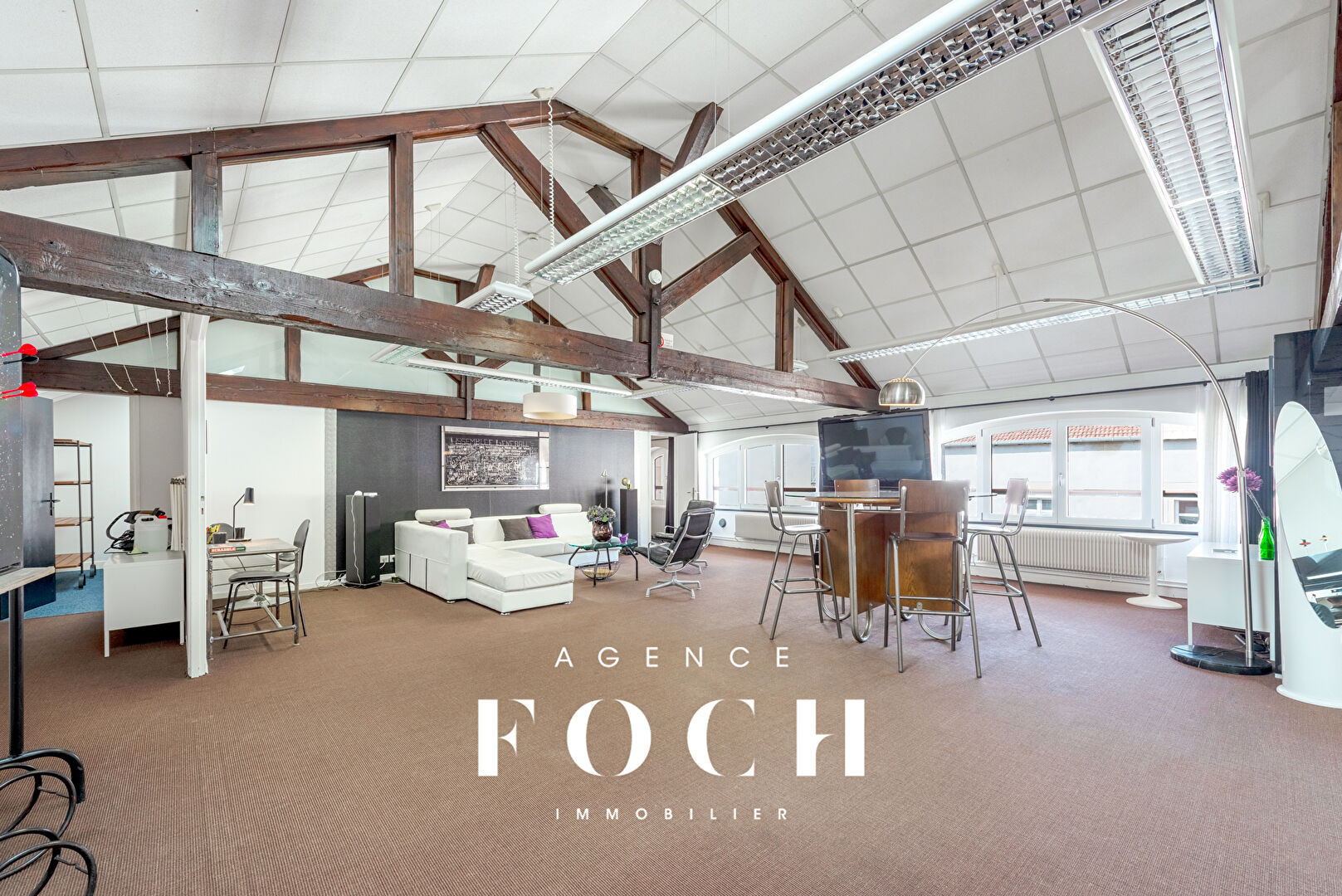 Photo Appartement 4 pièces 125 m2 image 2/6