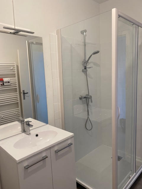 Photo F2 YZEURE - 2 pièce(s) - 45,41m2 image 4/4