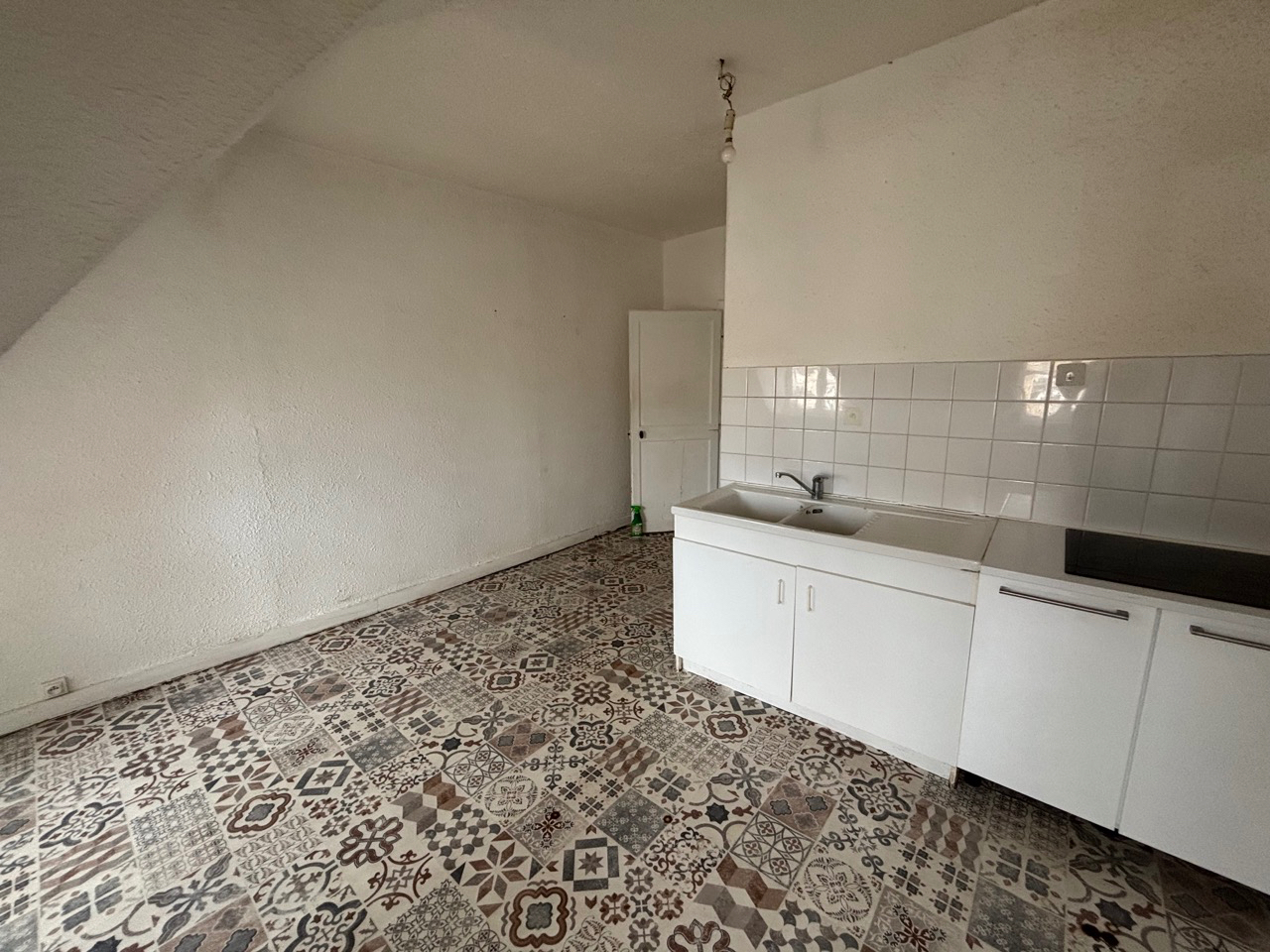 Photo Appartement 3 pièces en centre-ville, face à la mairie image 3/6