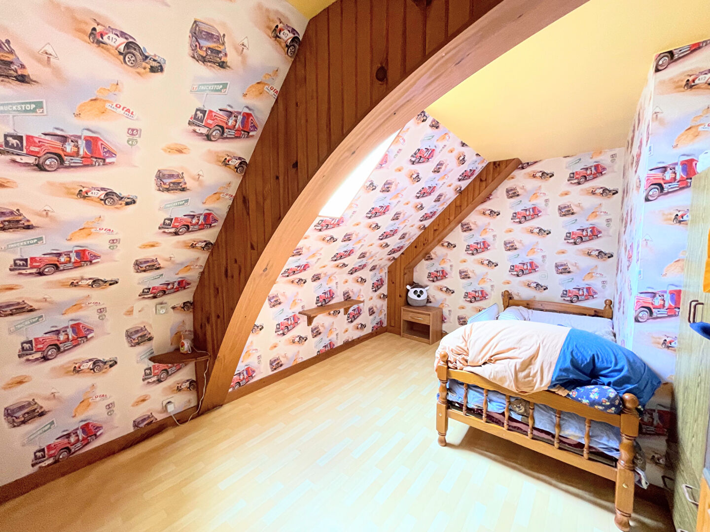 Photo Maison + grange rénovée sur 7000 m² ? proche Moulins image 6/6