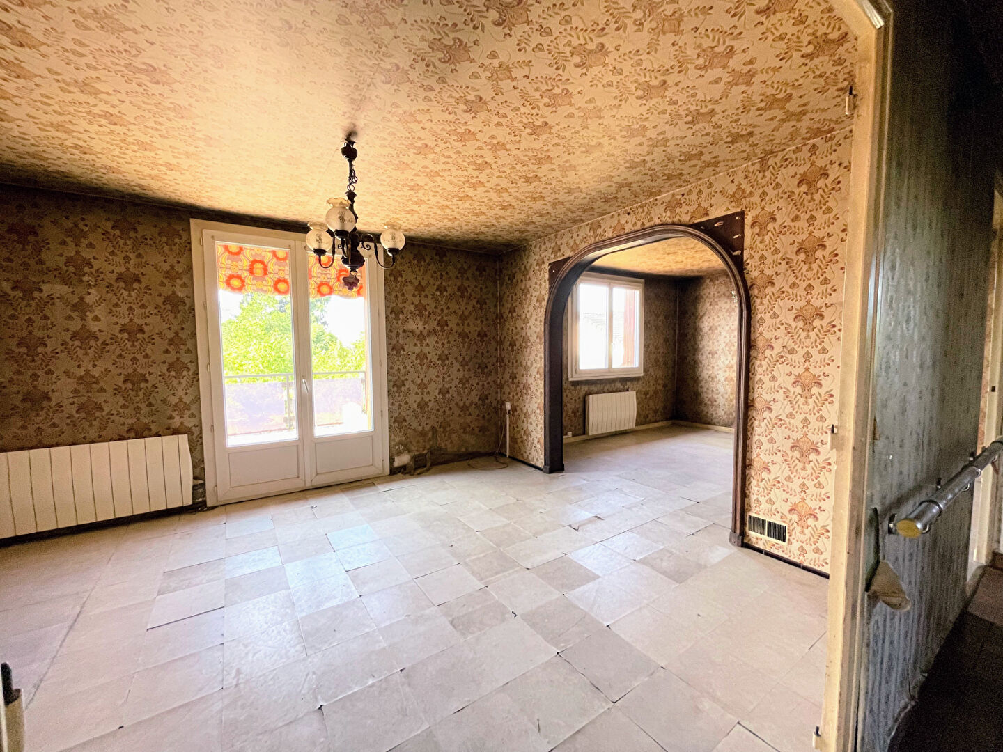 Photo Maison avec grand terrain, sous-sol complet et fort potentiel à Lusigny (03230) image 3/6