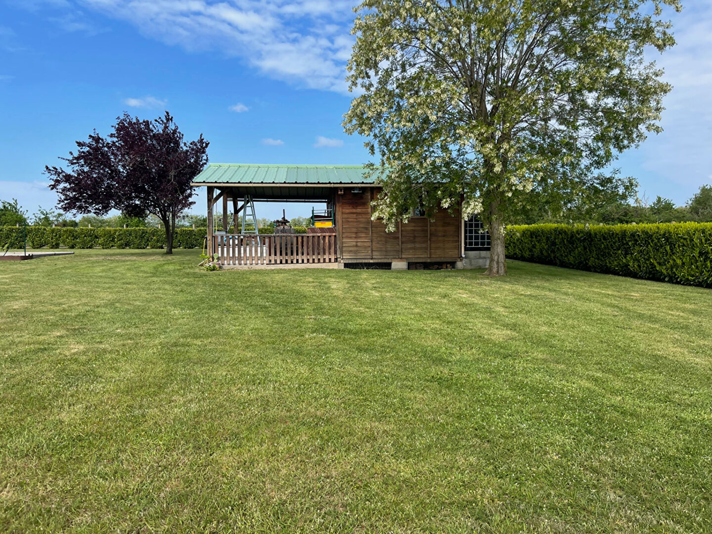 Photo Maison de 272 m2 avec piscine, garages (camping-car), terrain 4 886 m² et rivière à proximité - 25 min de Moulins (03) image 4/6