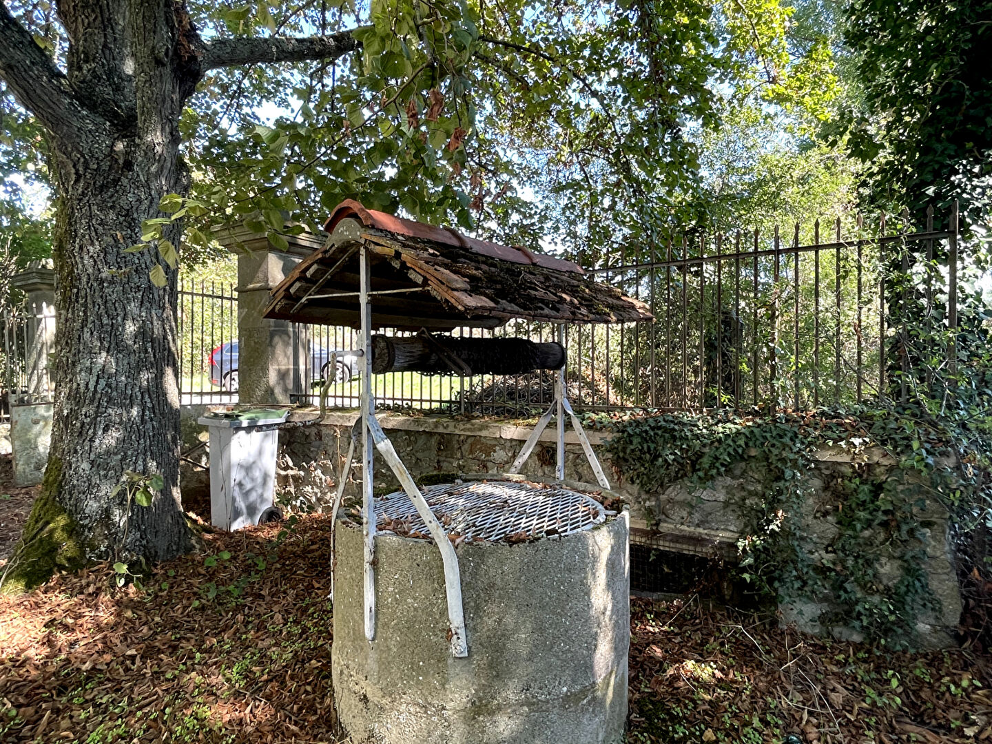 Photo Élégante maison de maître 1915 et son domaine clos de murs ? Châtillon (Allier) image 3/6