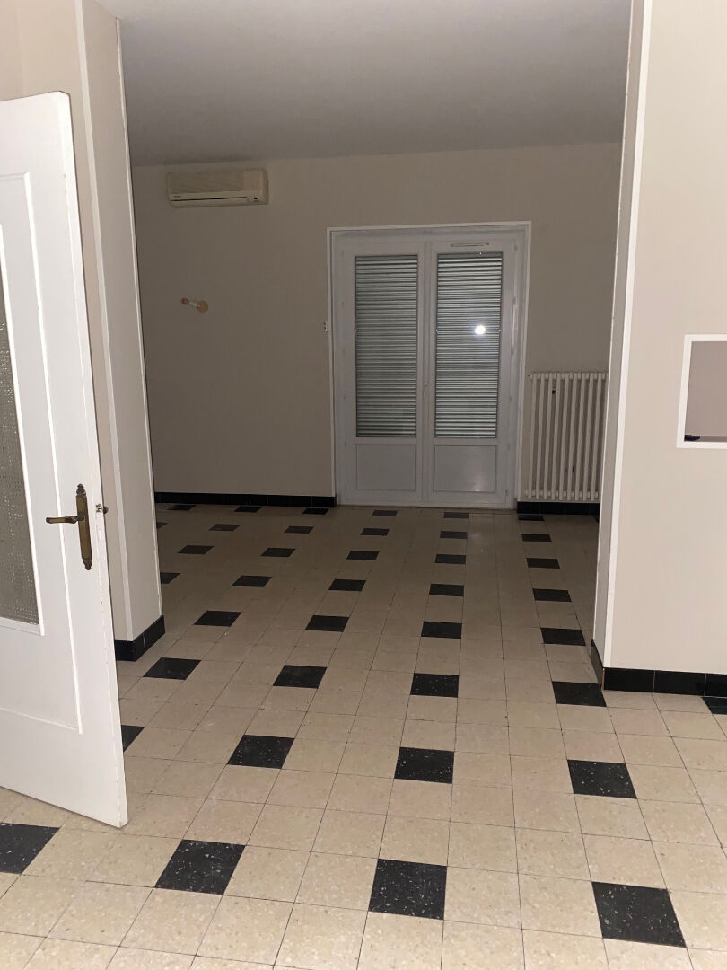 Photo Maison  7pièce(s) 150 m2 image 3/6