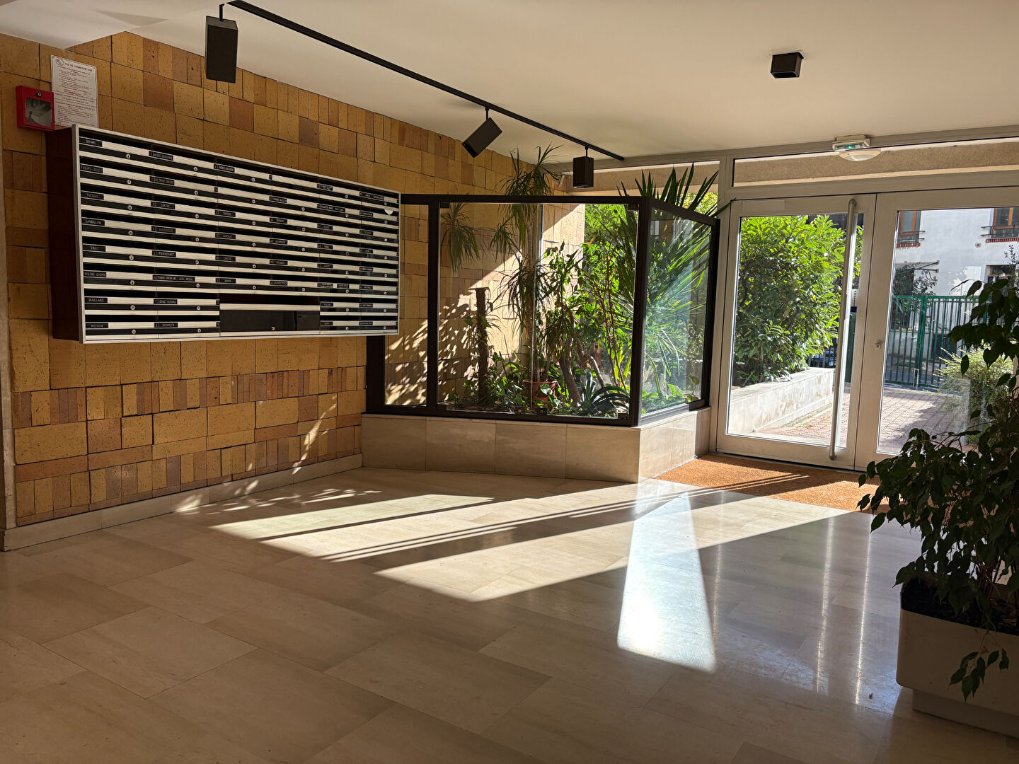 Photo PLACE CARNOT image 4/6