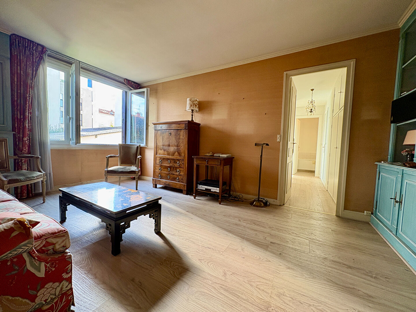 Photo BAS MONTREUIL - LIMITE VINCENNES image 2/5