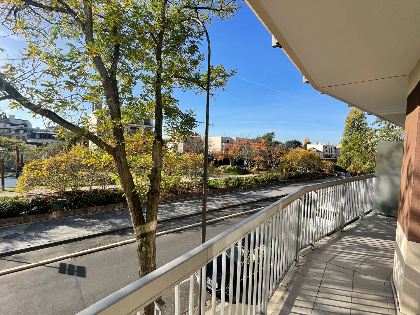 Photo VINCENNES - 5 MINUTES BOIS image 3/6