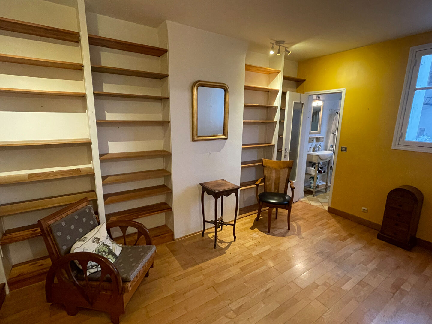 Photo BAS-MONTREUIL  3 MINUTES MÉTRO image 2/6