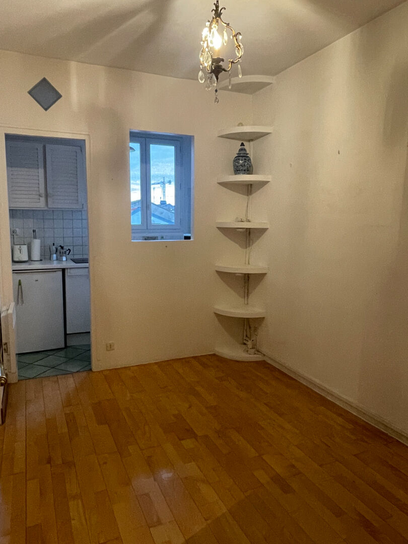 Photo BAS-MONTREUIL  3 MINUTES MÉTRO image 3/6