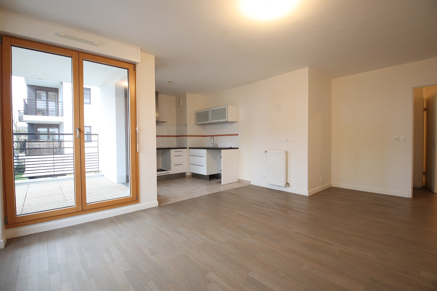 Photo GIF SUR YVETTE (Chevry centre) Appartement (2014) F3 avec ascenseur image 3/6