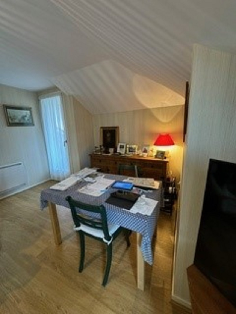 Photo GIF SUR YVETTE (Chevry) - Appartement de type F2 (57 m²) image 3/6