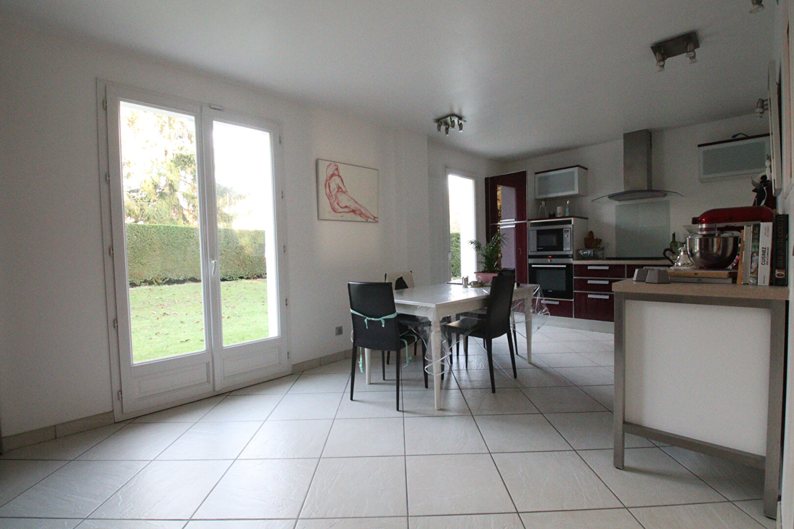 Photo Gif sur Yvette (Chevry) Maison de 9 pièces sur sous-sol total image 4/6