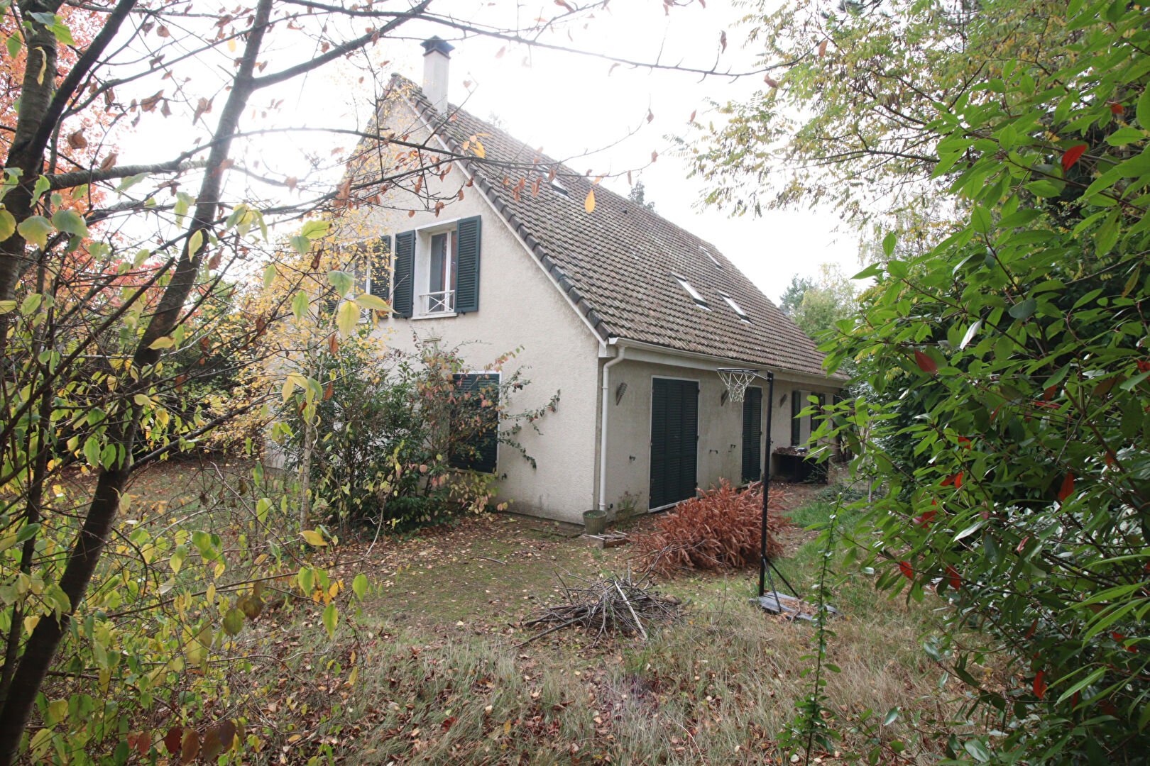 Photo GIF SUR YVETTE (Chevry) Maison de 8 pièces image 2/2