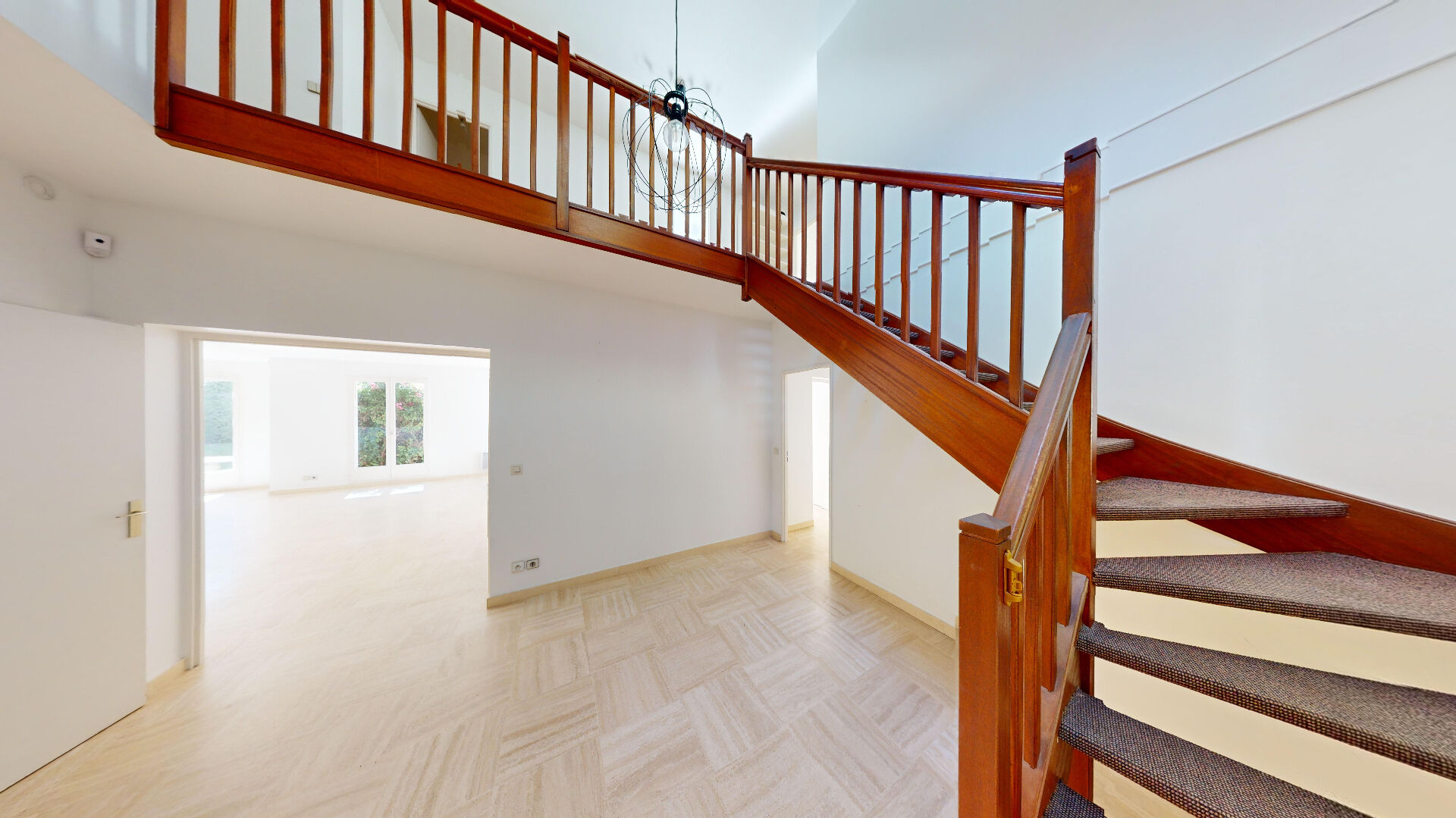 Photo RÉSIDENCE SAINT-NOM LA BRETECHE - 9 pièce(s) - 250 m2 image 6/6