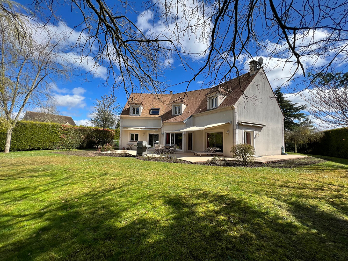 Agence immobilière de Agence de Saint-Nom
