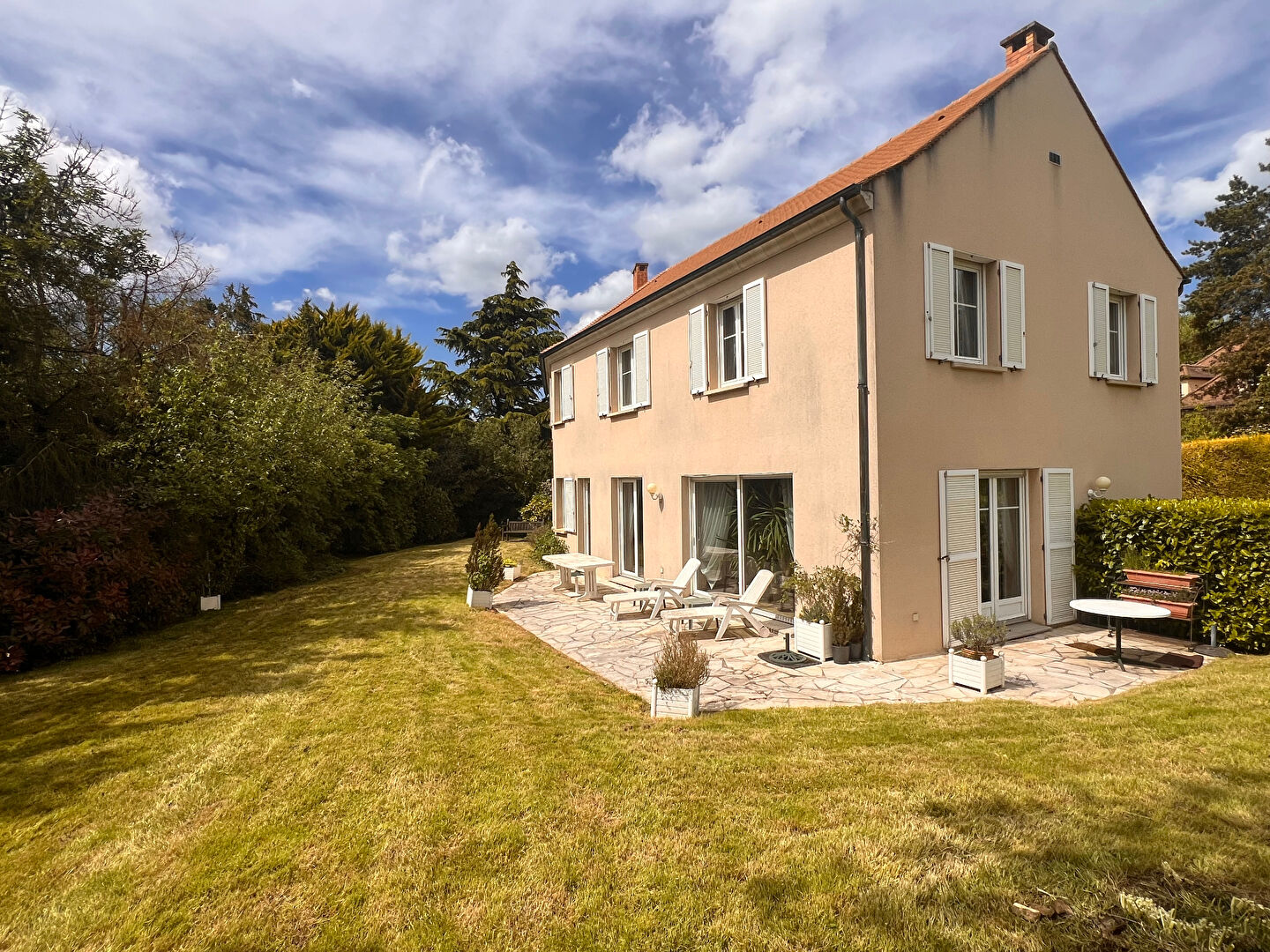 Agence immobilière de Agence de Saint-Nom