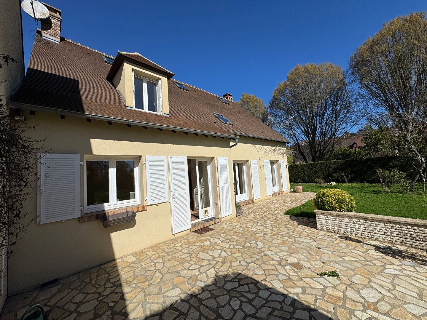 Agence immobilière de Agence de Saint-Nom