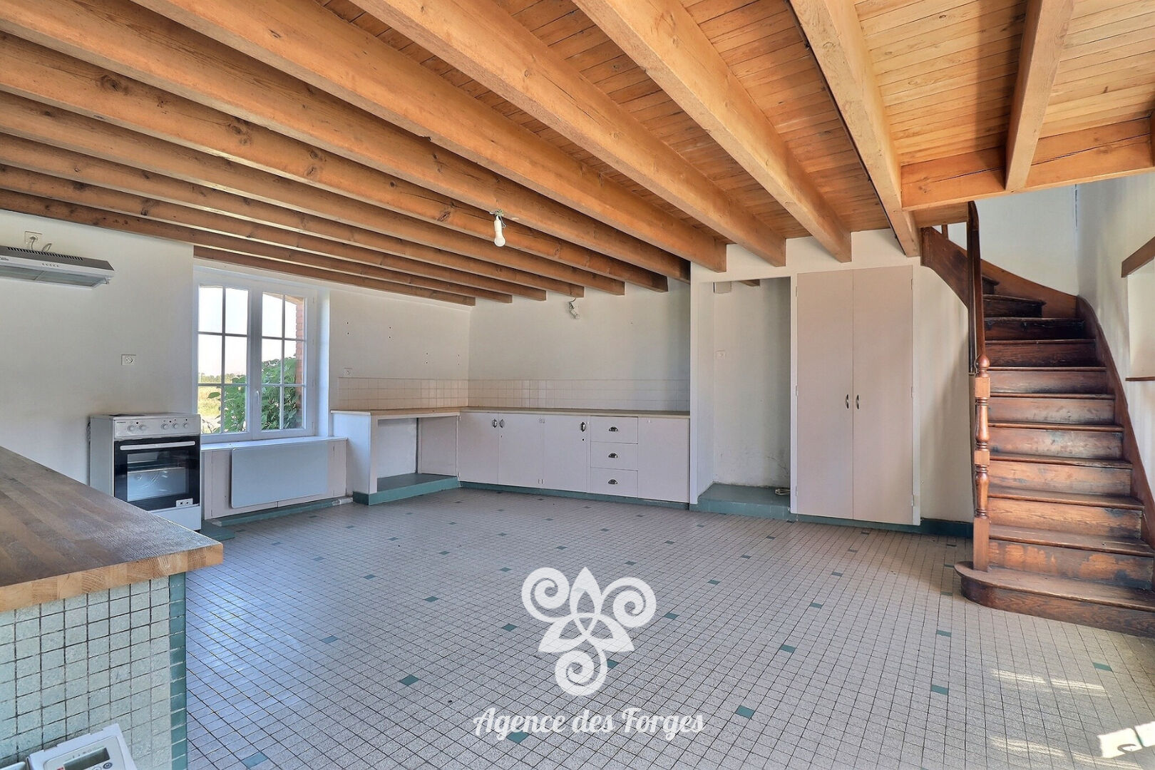 Photo Maison (122 m²) , 2 chambres, jardin et cour privatifs. image 5/6