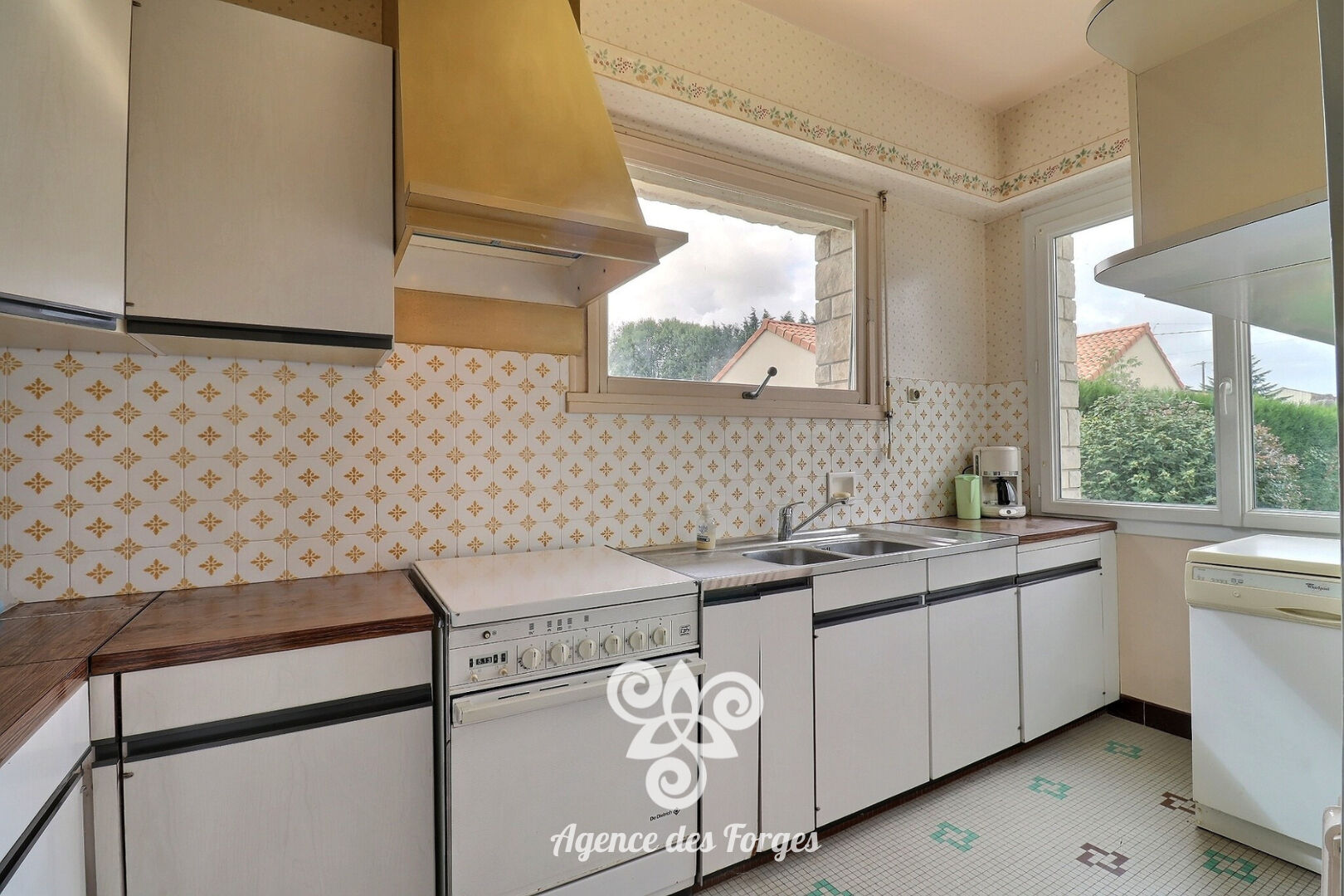 Photo Maison 160m² / 5 chambres / 2159m² de terrain / Le Puiset Doré image 6/6