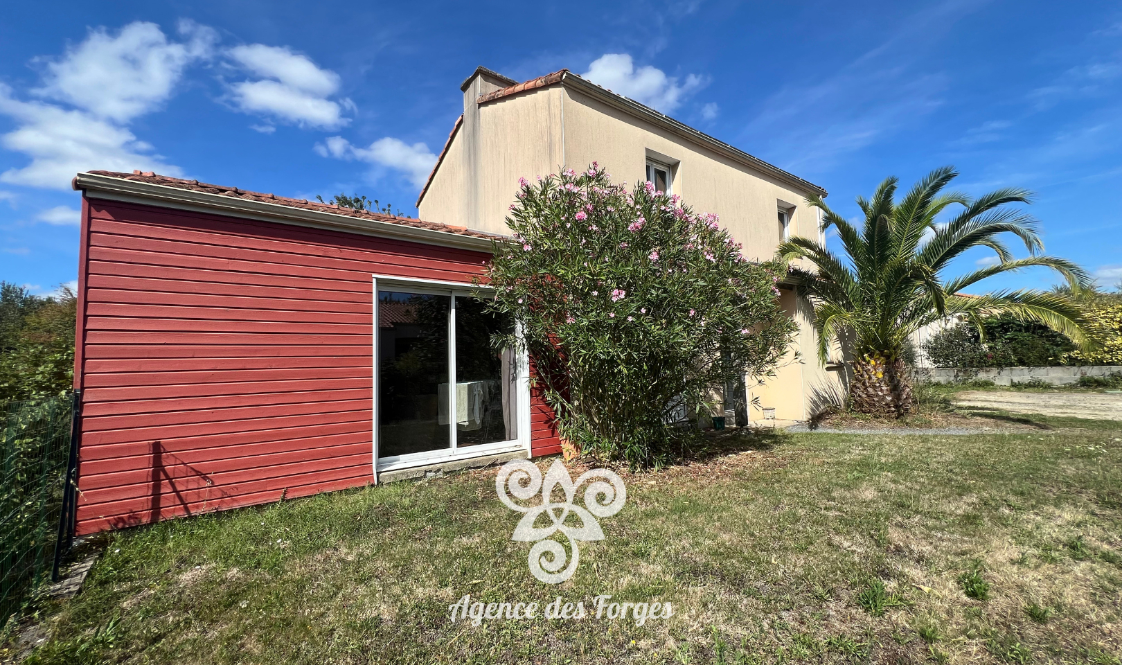 La Boissiere Du Dore, maison de 125 m², 4 chambres + bureau, jardin, garage.