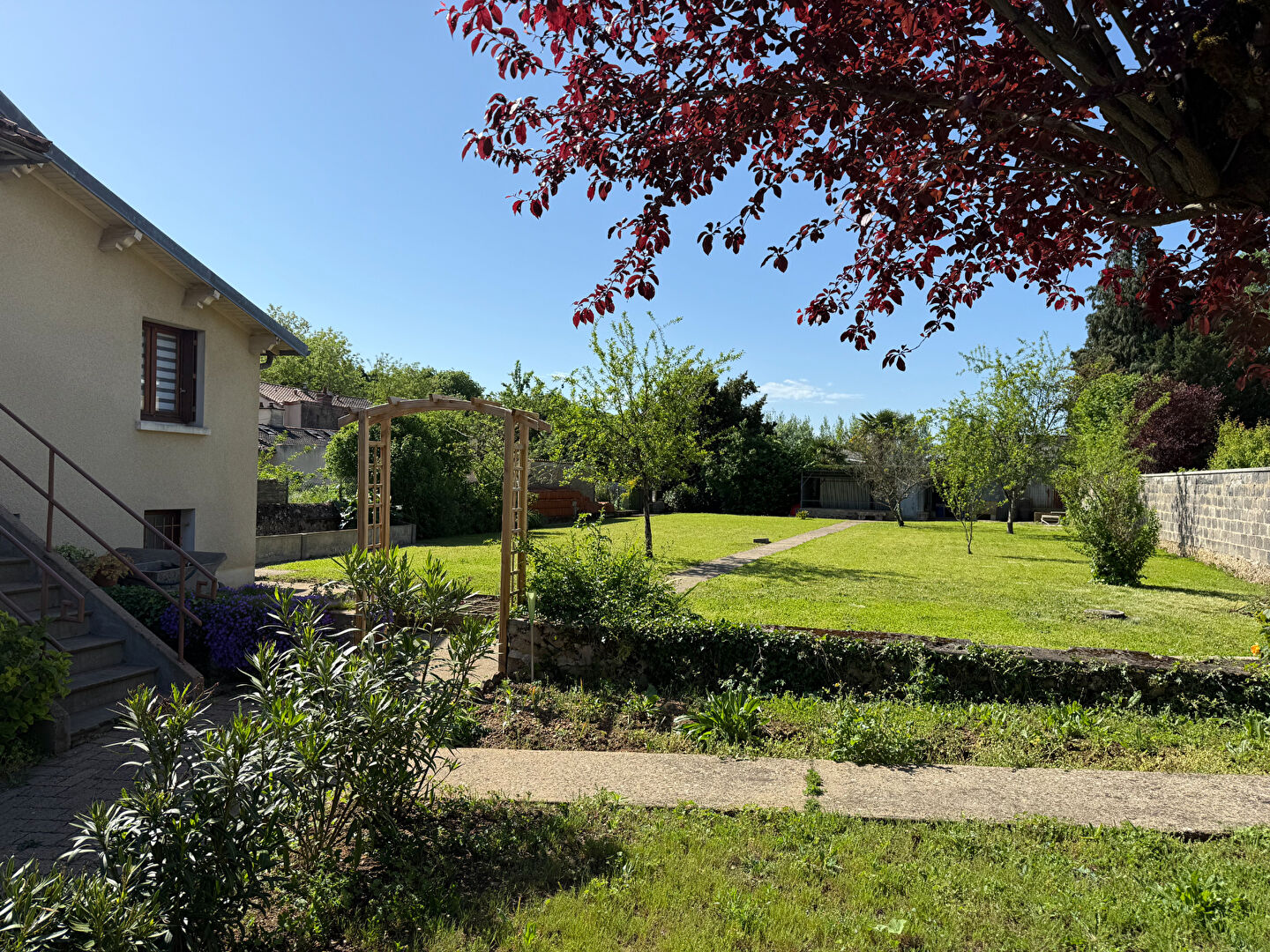 Photo L'EM- PLACEMENT - LIGUGÉ image 1/6