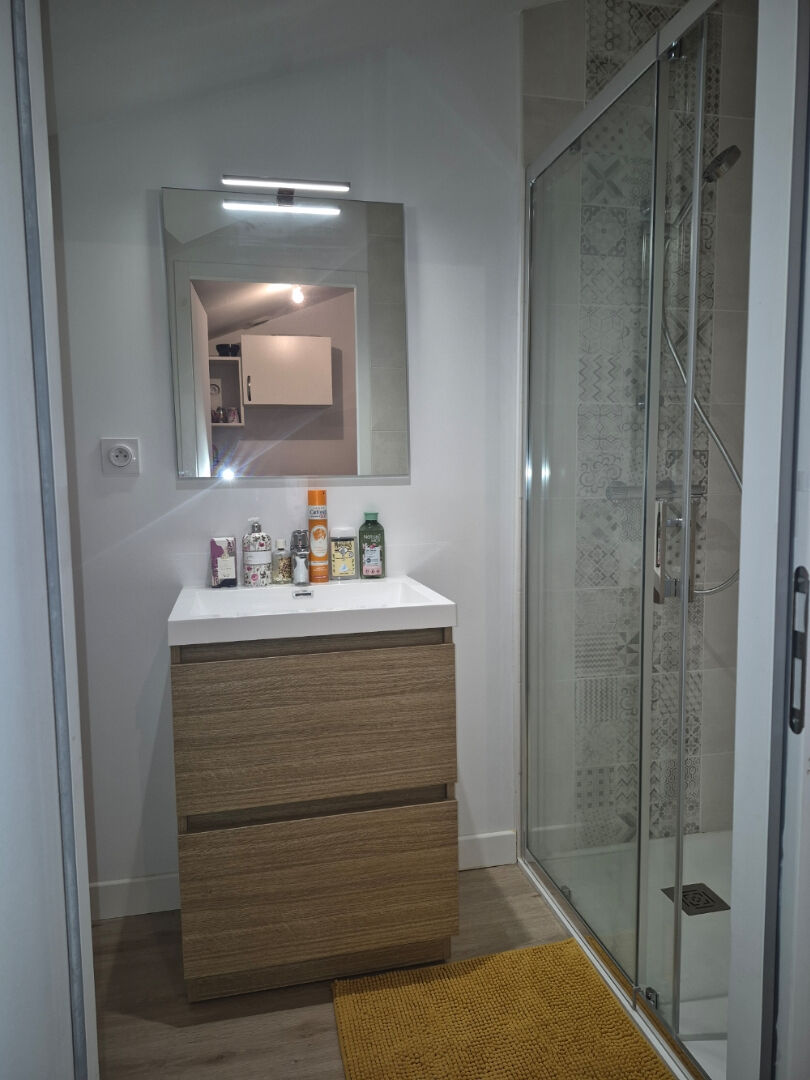 Photo Grand T1 Centre LIGUGE image 5/6