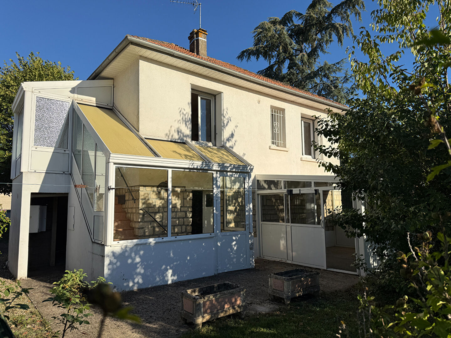 Agence immobilière de AGENCE IMMOVIENNE LIGUGE - AGENCE IMMOVIENNE LIGUGE