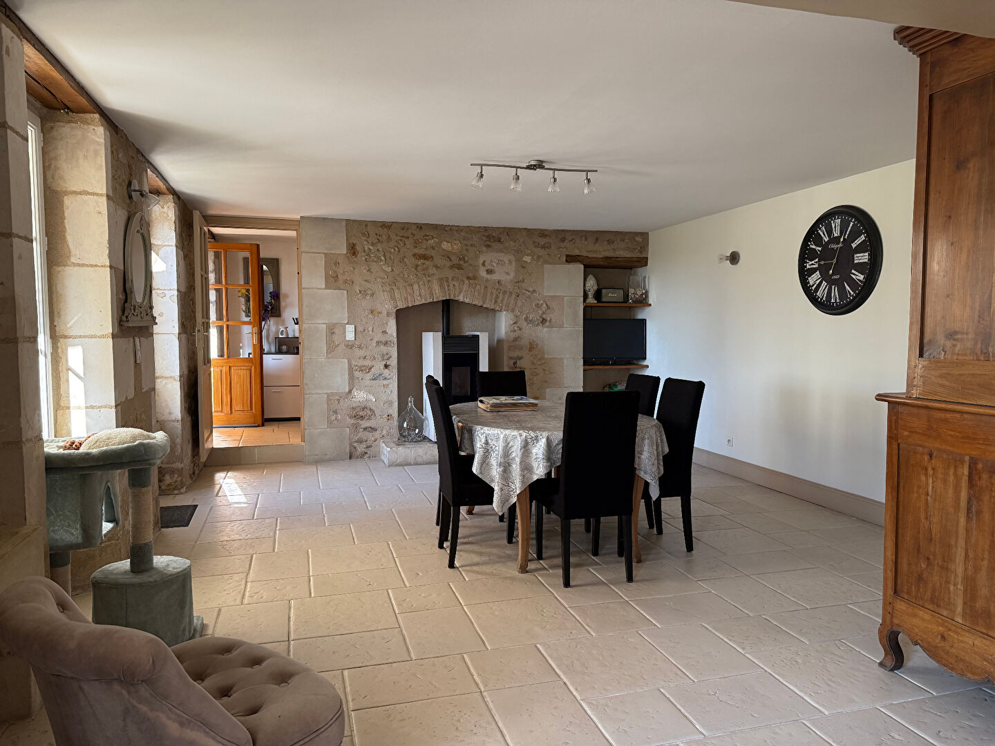 Photo LA DISCRÈTE - LIGUGÉ image 3/6