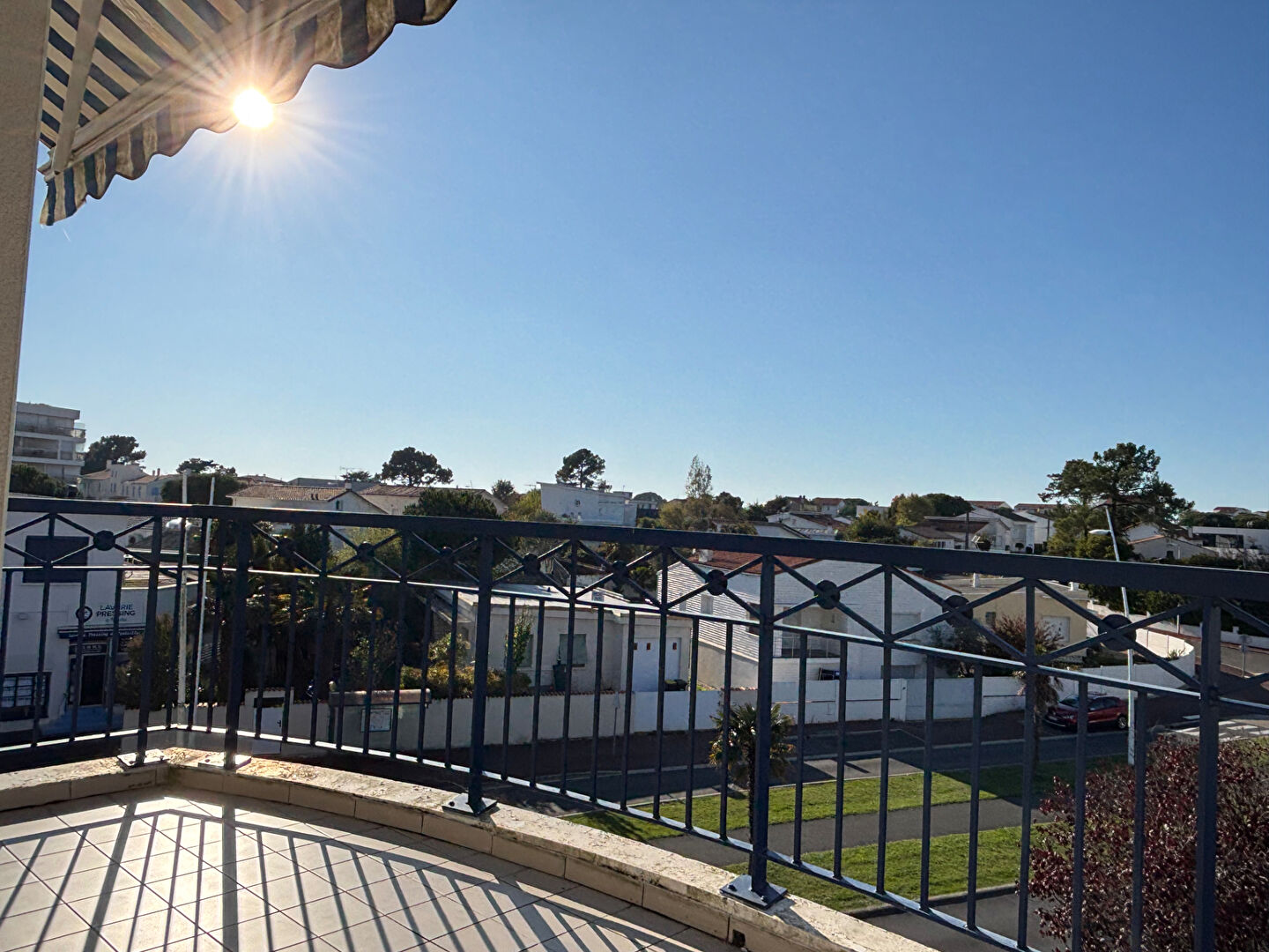 Photo Pontaillac beau T2 + Terrasse image 1/6