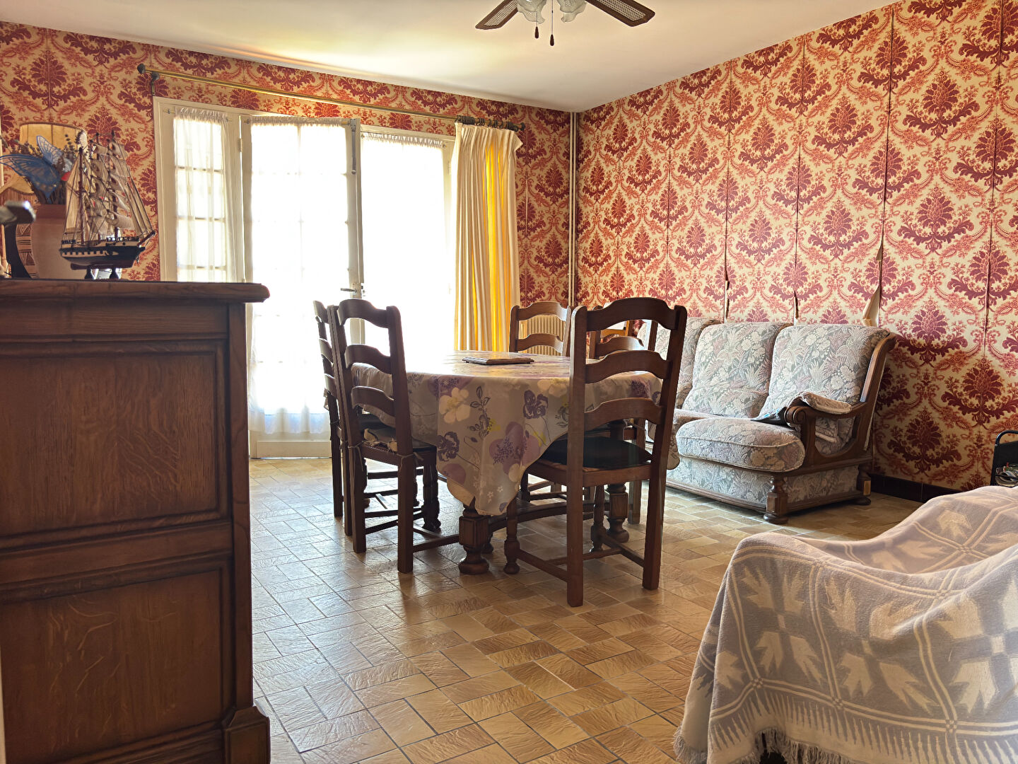 Photo VAUX SUR MER - Centre bourg image 5/6