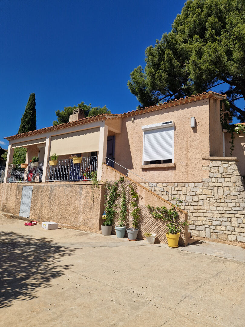 NOUVEAU ! LA CADIERE D'AZUR joli villa T3 sur 700m² de terrain sud