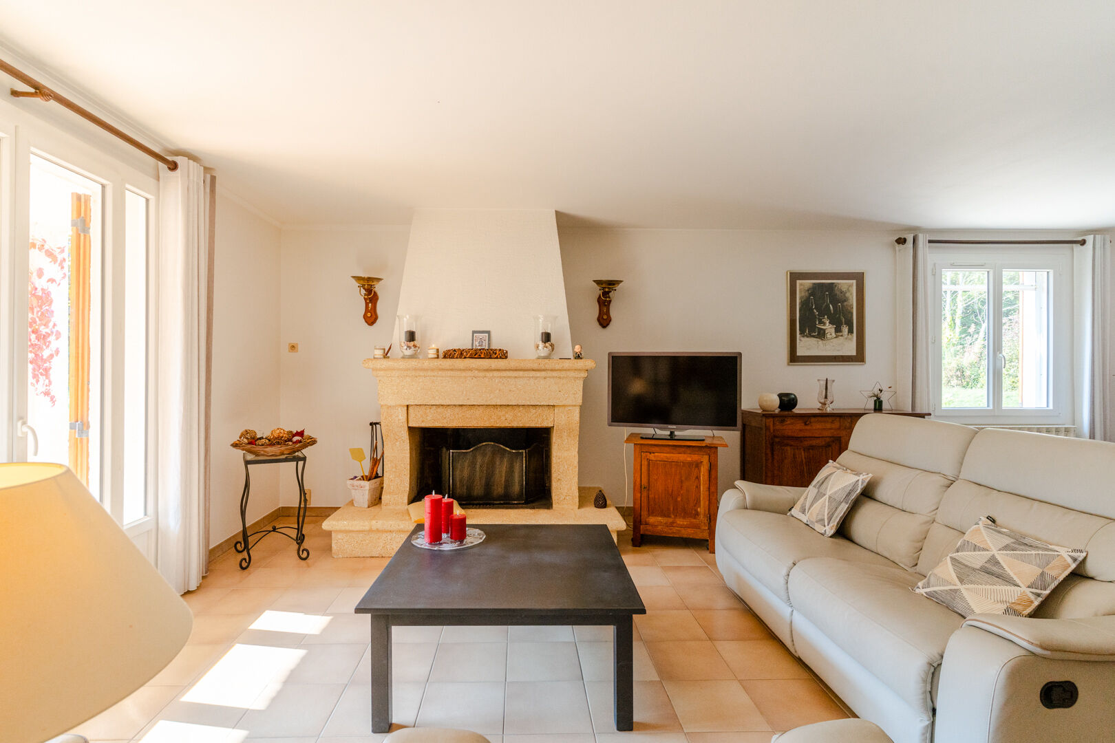 Photo NOUVEAU ! Plan d'Orgon Belle propriété de 2 maisons sur 8500m² de terrain image 6/6