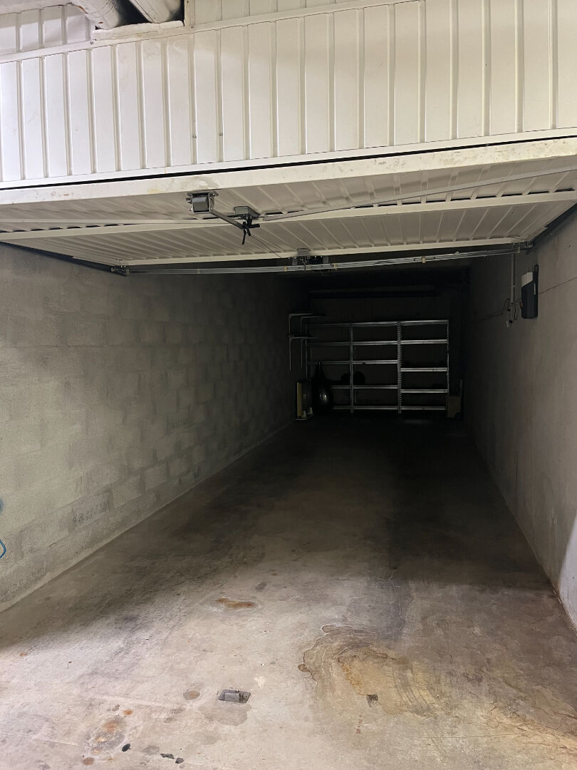 Parking / box La Ciotat 27.93 m2