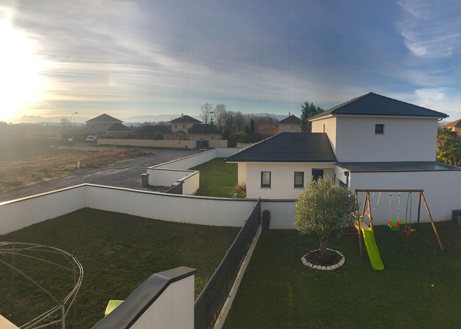 Photo EST de PAU, Haut d'IDRON, MAISON de 2018 jumelée 109m² 4 chambres image 2/6