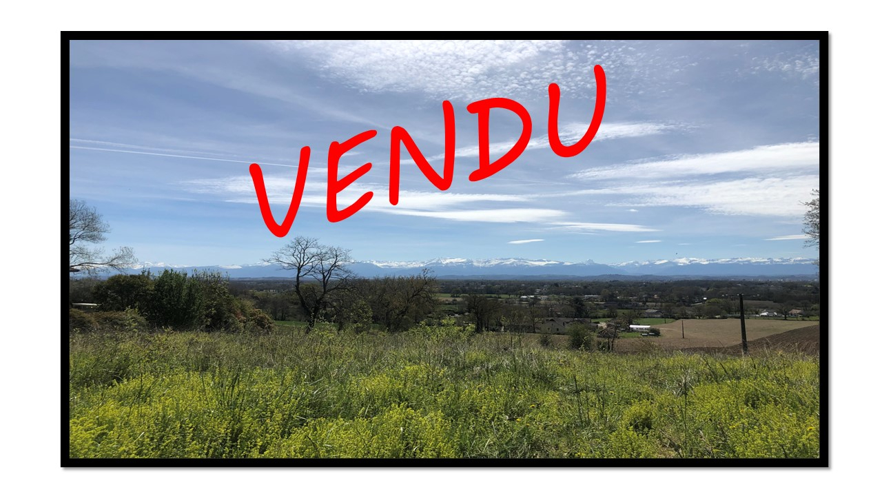 HAUT DE BUROS, Terrain de 3770m² face aux PYRENEES, possibilité de diviser en 2 lots