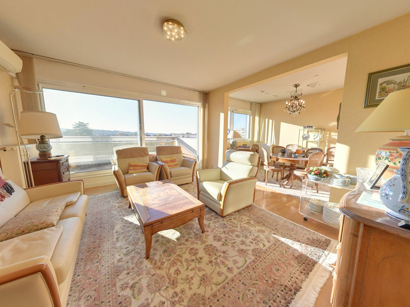 Photo Entre Trespoey et Beaumont, en Dernier Etage, Appartement T4 avec Terrasse et Double Garage image 2/6