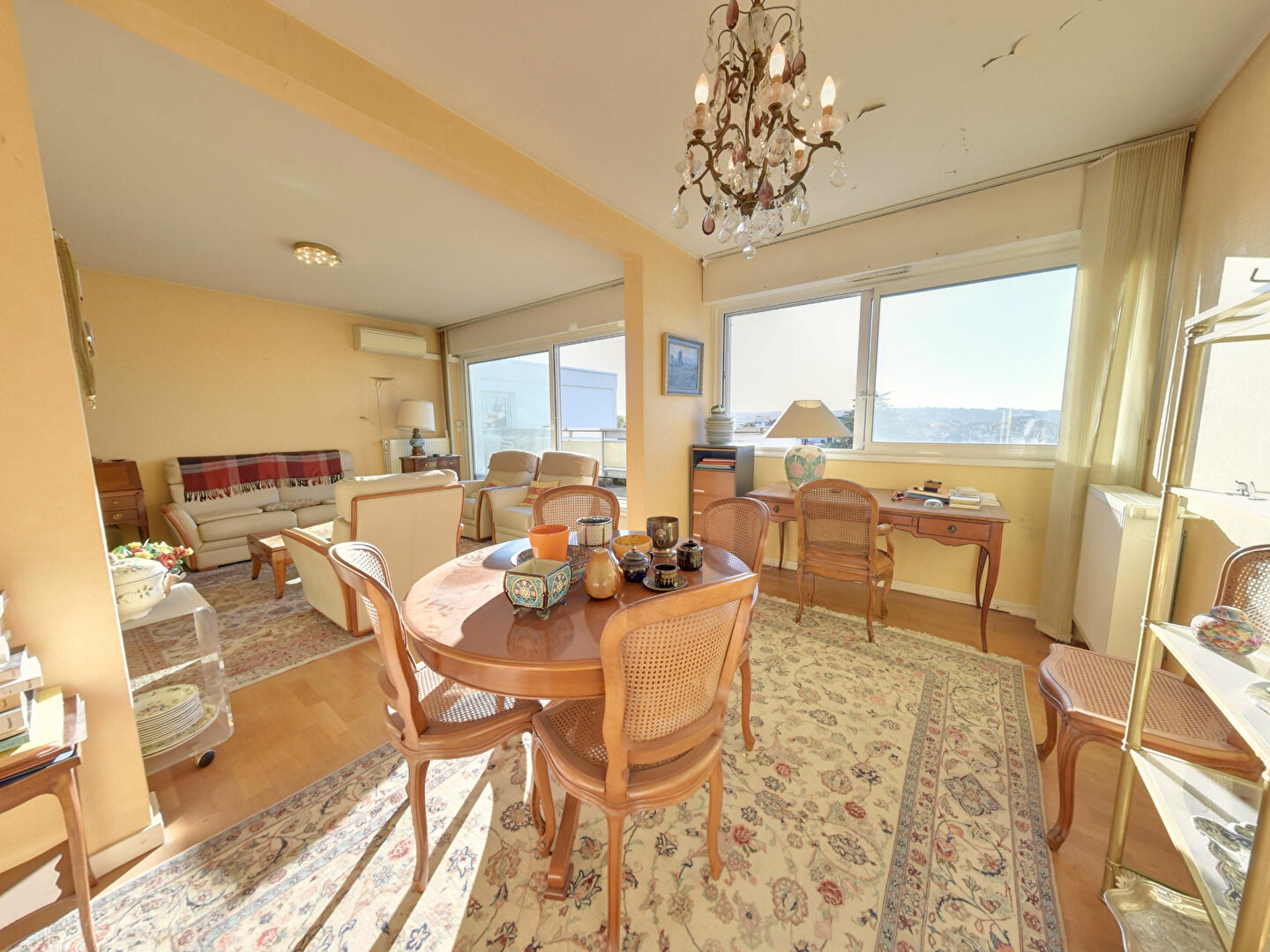 Photo Entre Trespoey et Beaumont, en Dernier Etage, Appartement T4 avec Terrasse et Double Garage image 3/6