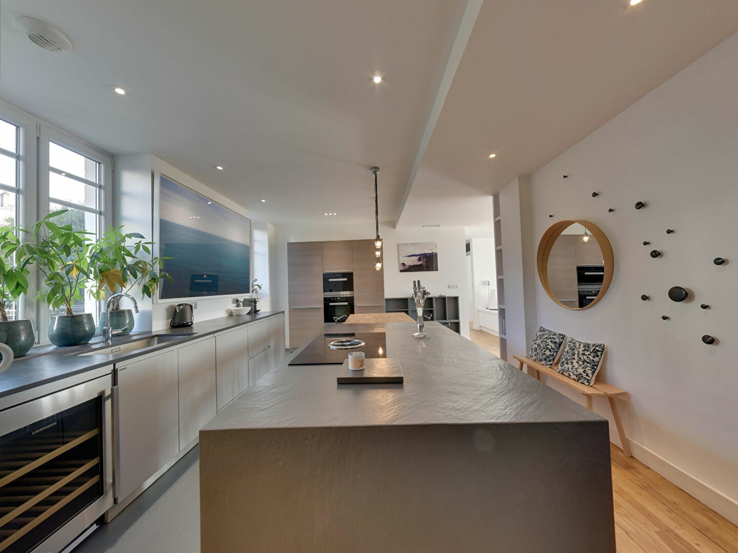 Photo Situation privilégiée face aux Pyrénées en Hyper Centre pour ce sublime T3 avec balcons et parking privé sécurisé image 4/6