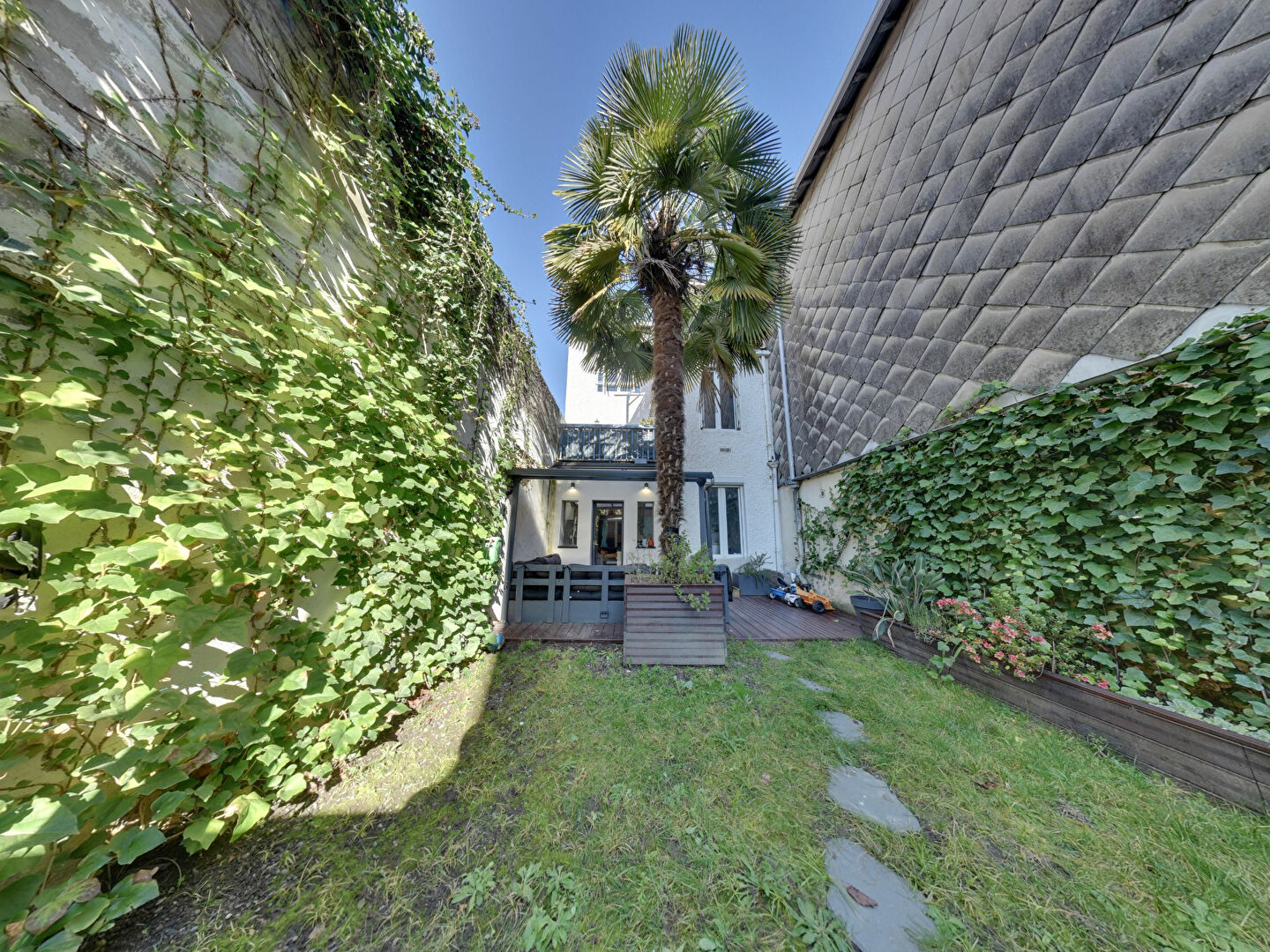 Photo Entre Facs et Centre-ville, Appartement 3 pièces avec Terrasse et Jardin Privatif exposé Plein Sud ! image 2/6